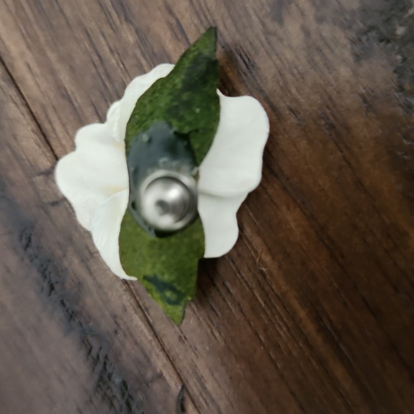 Hand Painted Leather Pansy Flower Earrings. - Picture 3 of 6